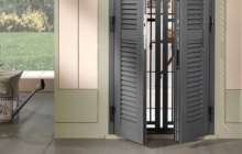 Persiana a stecca ovale e grata 2 ante con snodo Royal T, colore grigio gotico	