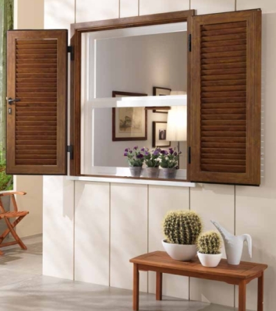 Persiana Maxima Light - Modello a stecche ovali per finestra aperta Colore renwood 1SR